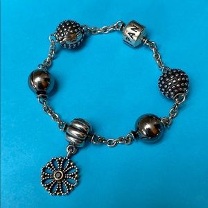 🦋🦋PANDORA 🦋🦋 Sweet Bracelet